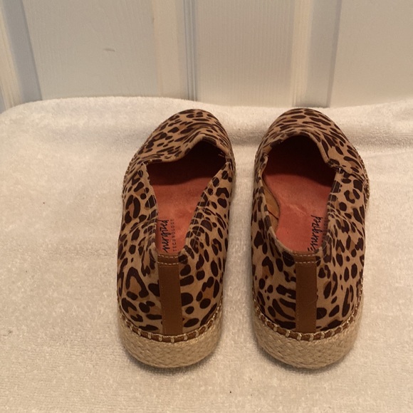 Dr. Scholl’s Animal Print Slip Ons…size 10M - Picture 5 of 8